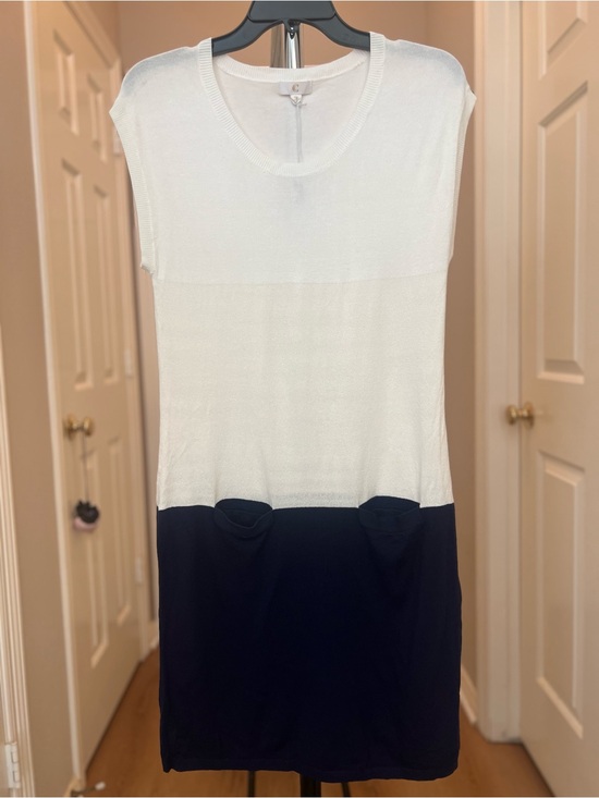 C Dresses & Skirts - C Cream Scoop Neck Knit Top